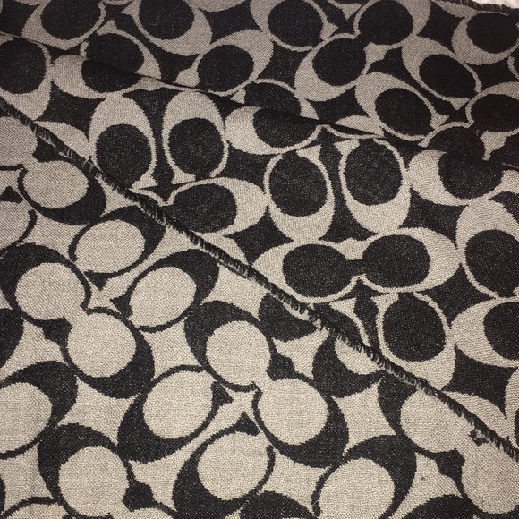 Coach Scarf 24x64 - Picture 5 of 7